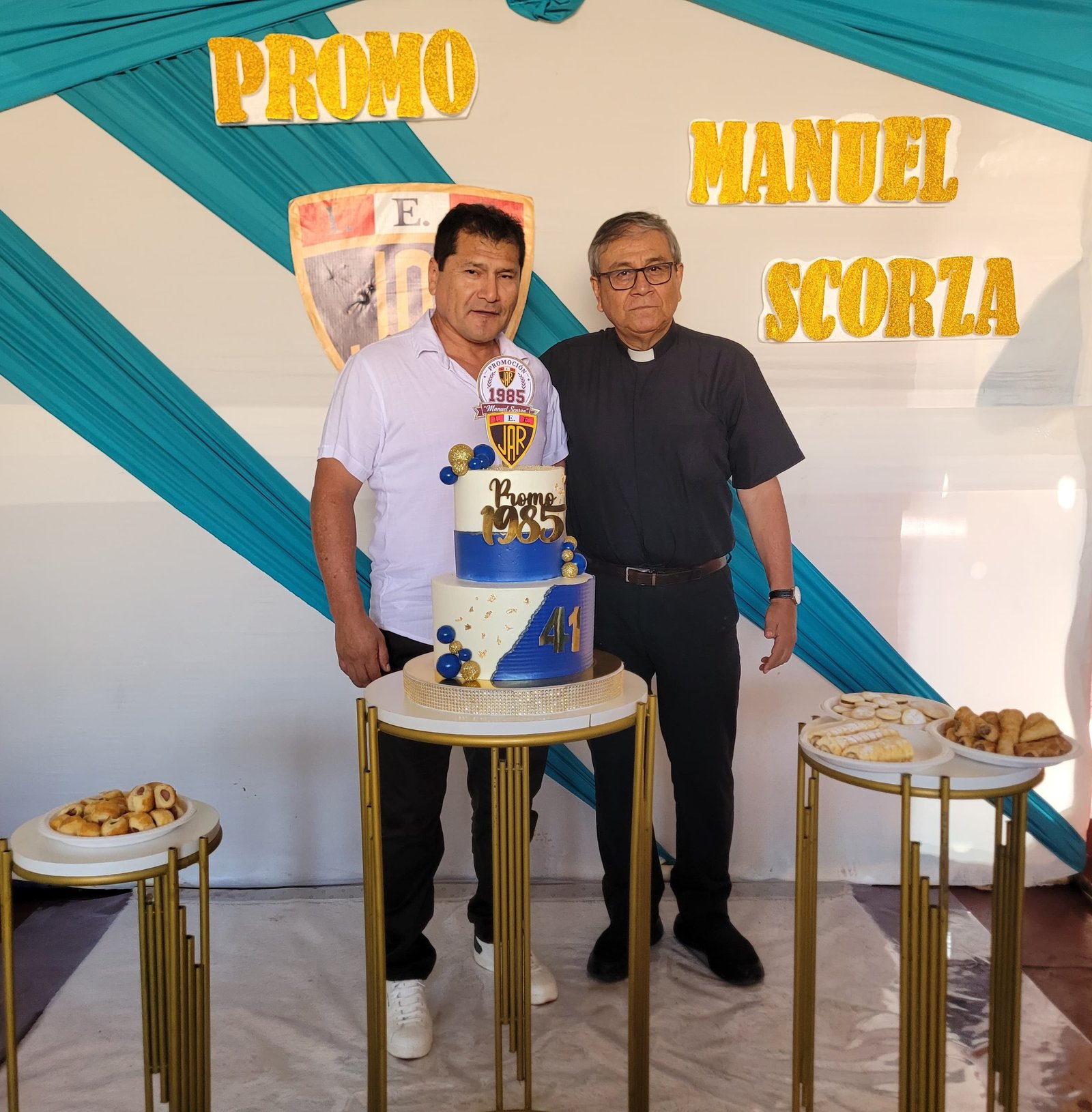 Cierre: Dany junto al Padre Gilmer. Amistad verdadera.