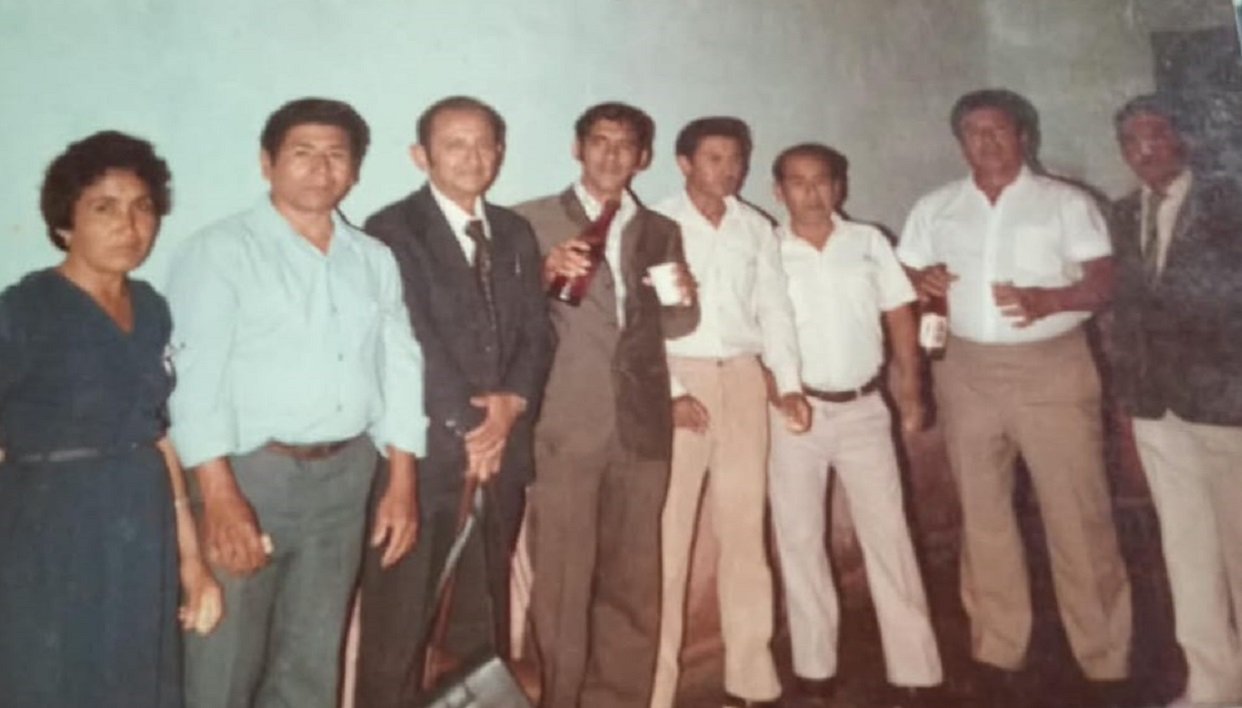 Padres de familia de compañeras – 5.º “E - Fiesta de promoción