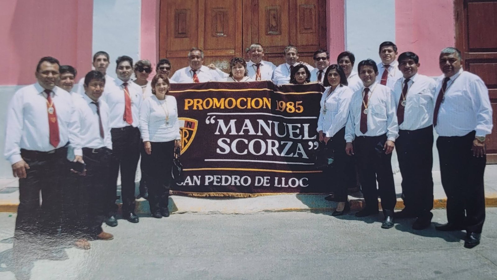 Unidos bajo nuestra banderola